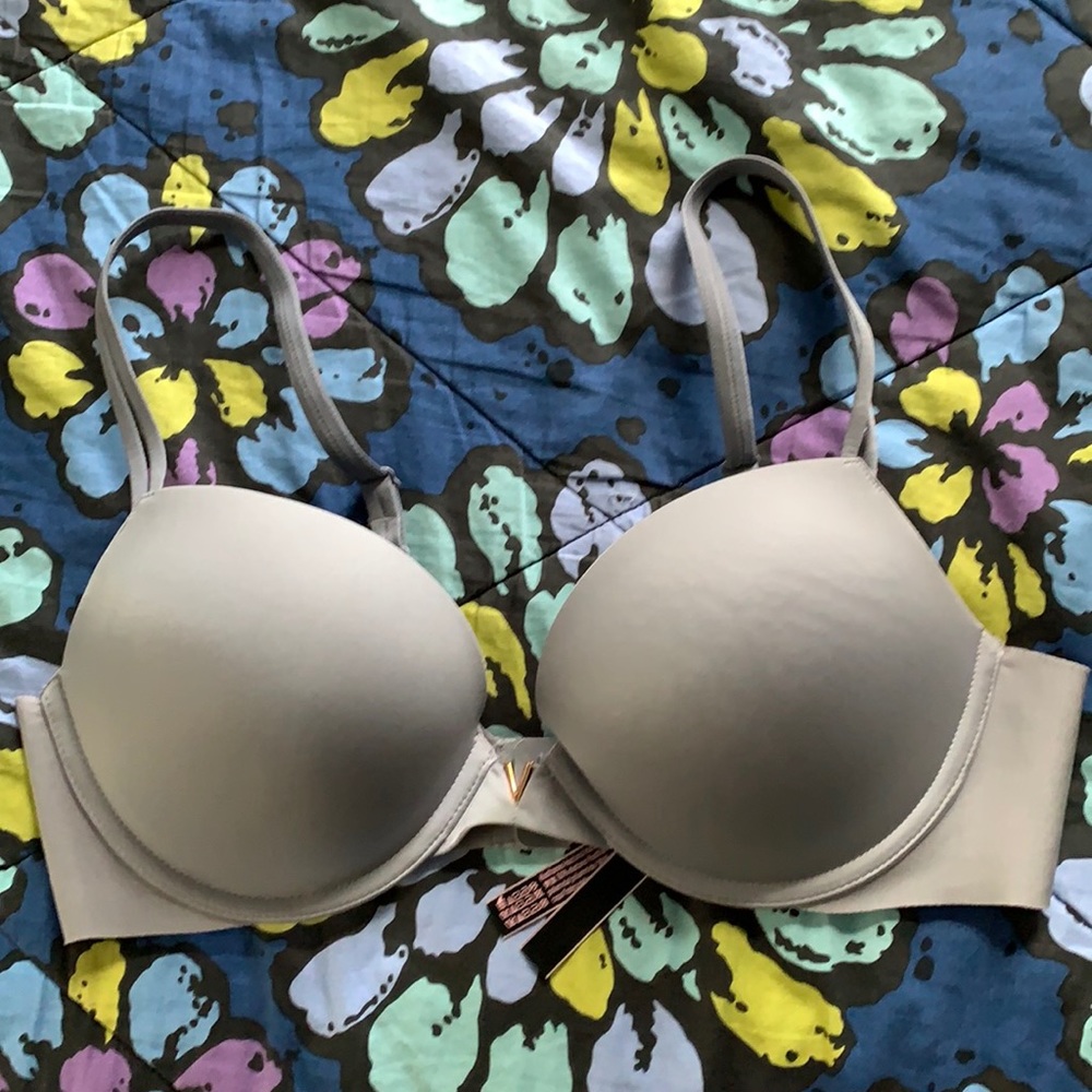 Sexy illusions push upbra Victoria Secret